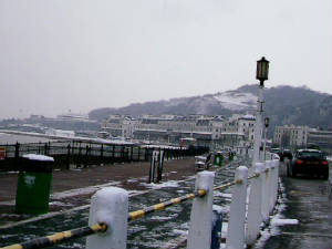 seafrontsnow3.jpg